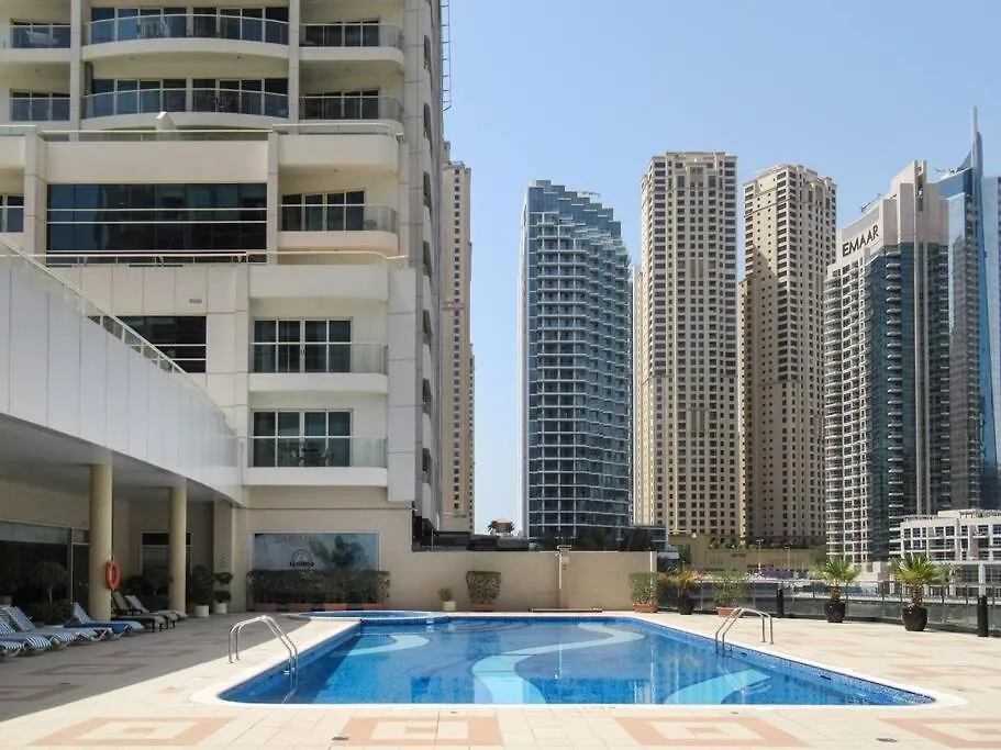 First Class Studio Serene Marina Views Dubaj Apartmán